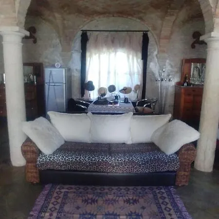 Lo Scrigno Di Lara *