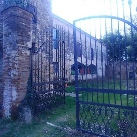 Lo Scrigno Di Lara