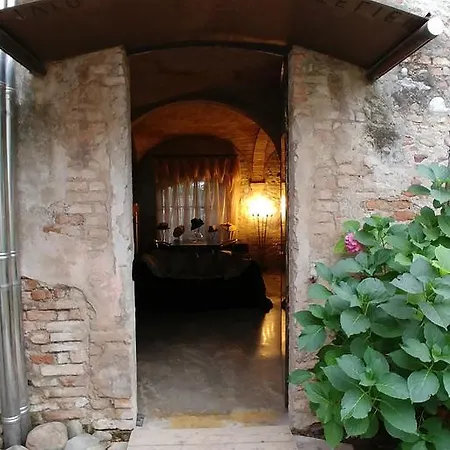 Lo Scrigno Di Lara * Ceresara