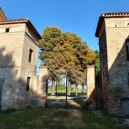 Lo Scrigno Di Lara